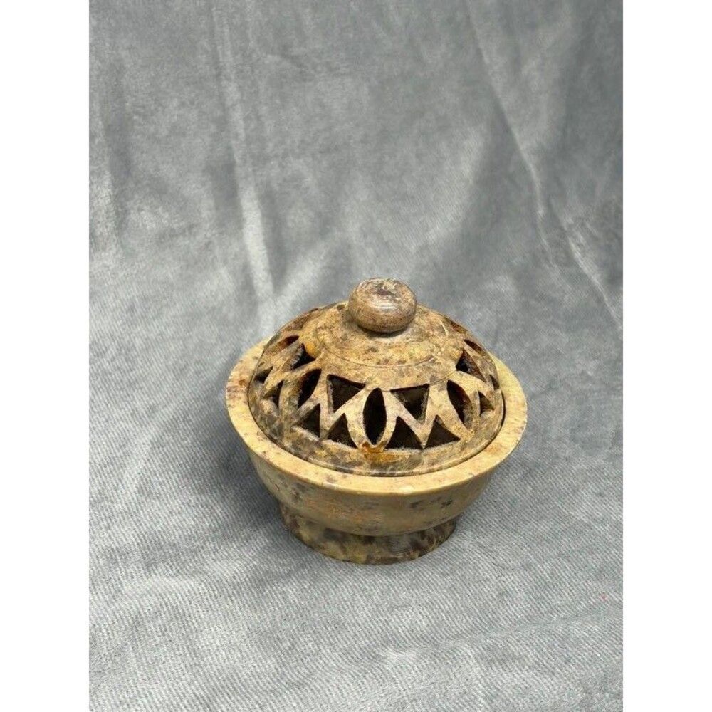 Vintage Hand Carved Soapstone Incense Burner Bowl with Pierced Lid read